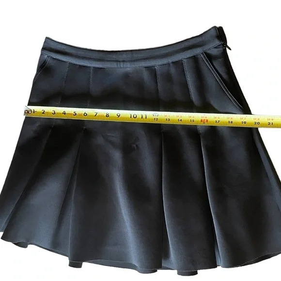 Rachel Zoe Black Indio Pleated Neoprene Ponte Mininskirt Sz 10 - Picture 11 of 15